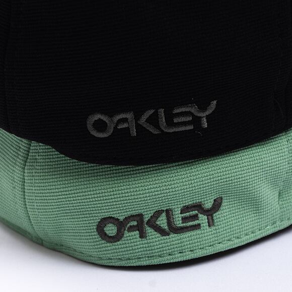 Kšiltovka Oakley 6 Panel Hat Oakley Metallic 7AN