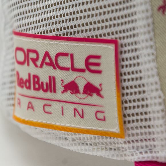 Kšiltovka New Era 9FORTY E-Frame Trucker Miami - Red Bull F1 - Off White