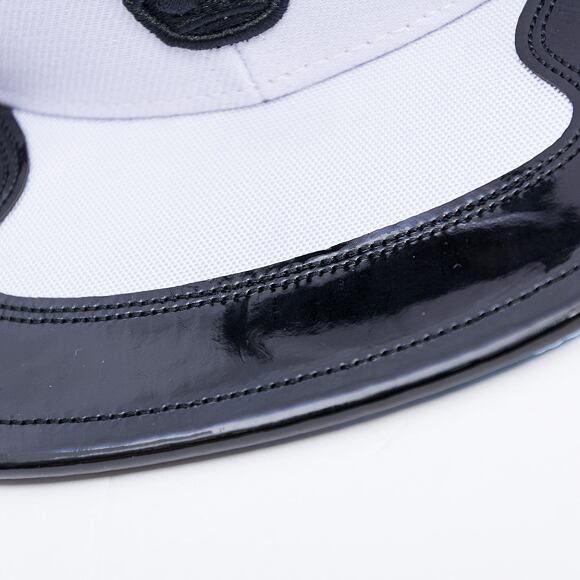 Kšiltovka Mitchell & Ness - Chicago Bulls - Day 11 Snapback - White