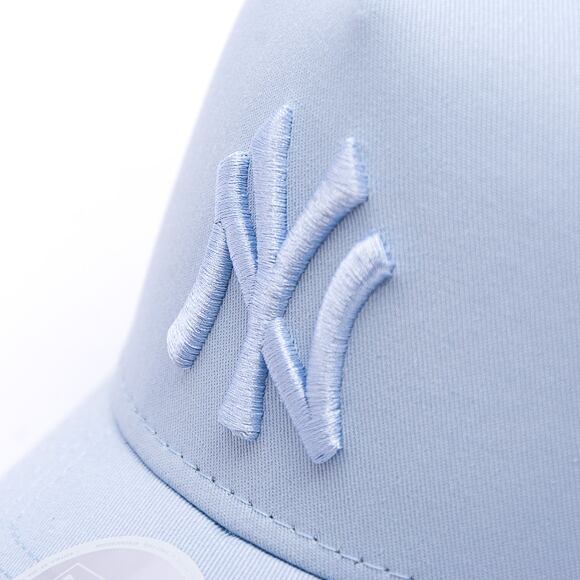 Dámská Kšiltovka New Era - MLB League Essential 9FORTY Trucker - NY Yankees - Blue