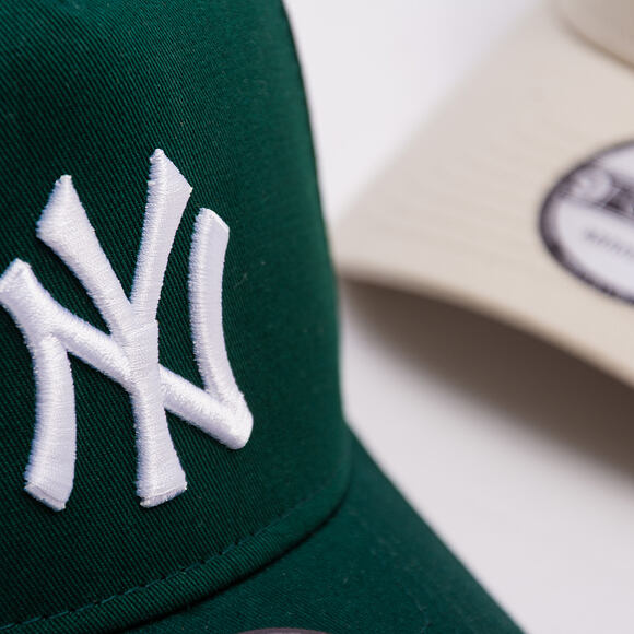 Kšiltovka New Era - MLB Snake Icon 9FORTY A-Frame - NY Yankees - Dark Green