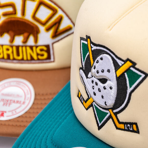 Kšiltovka Mitchell & Ness - NHL Vintage Block Trucker - Anaheim Ducks - Cream