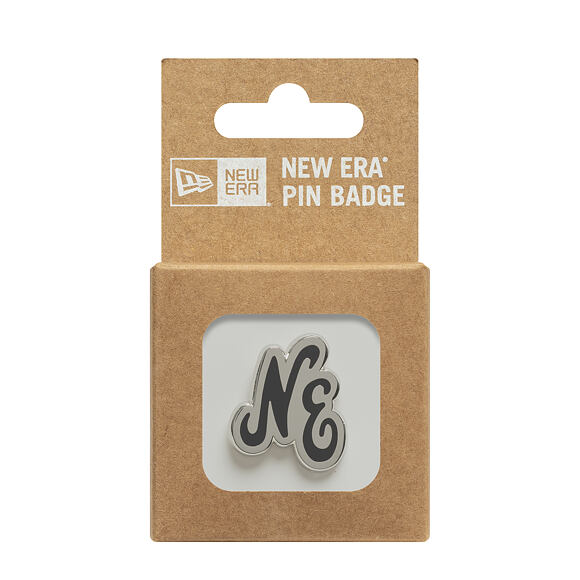 Připínáček New Era - Branded Cap Pin - Script - Silver