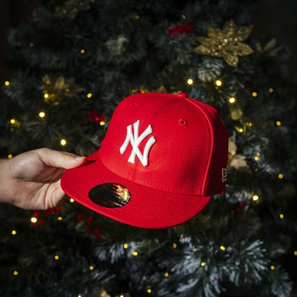 Kšiltovka New Era - MLB Basic 59FIFTY - NY Yankees - Scarlet / White