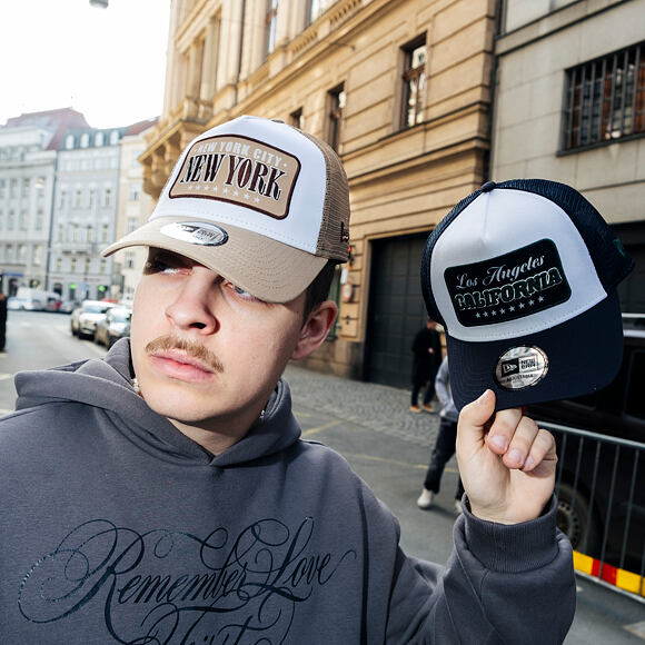 Kšiltovka New Era - Branded Location Patch 9FORTY Trucker - Navy