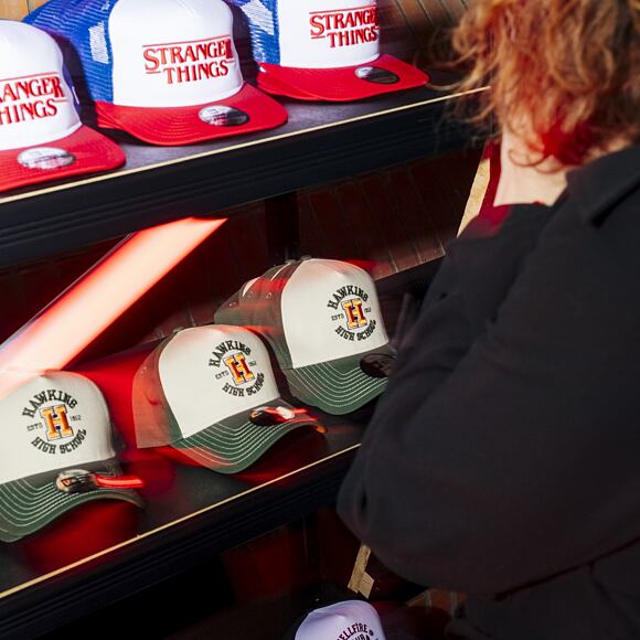 Kšiltovka New Era - Hawkings High 9FORTY A-Frame - Stranger Things - Green