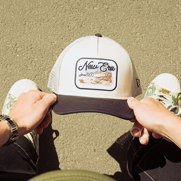 Kšiltovka New Era - Branded Wild West Patch 9FORTY M-CROWN A-Frame Trucker - Cream / Navy