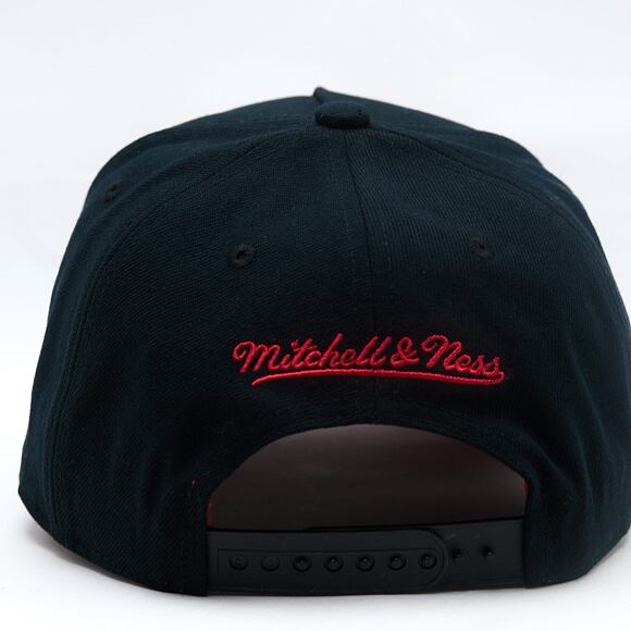 Kšiltovka Mitchell & Ness - NBA 404 Club Camo Pro Snapback - Chicago Bulls - Black