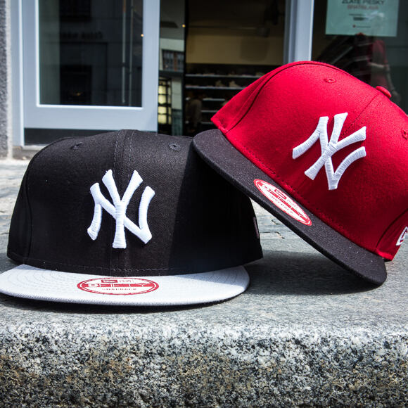 Kšiltovka New Era 9FIFTY Cotton Block New York Yankees Snapback Scarlet / Black