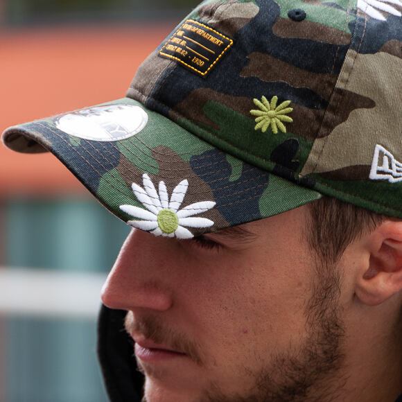 Kšiltovka New Era 9FORTY Military Flower Woodland Camo Strapback