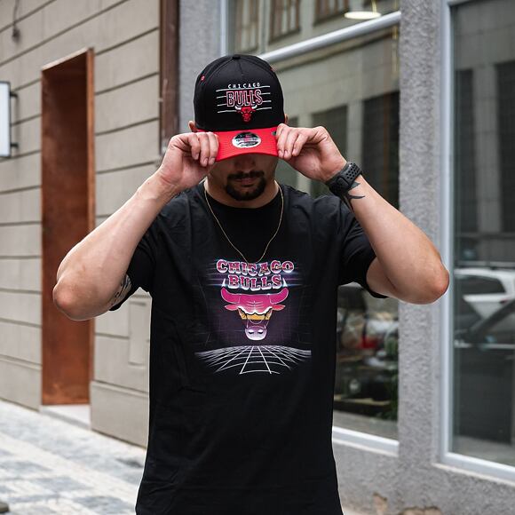 Triko New Era NBA Futuristic Graphic Chicago Bulls Black