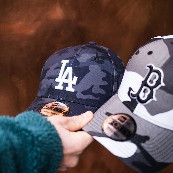 Kšiltovka New Era 9FORTY MLB All-Over Print Camo Los Angeles Dodgers Navy