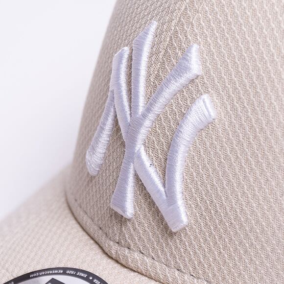 Kšiltovka New Era 9FORTY Era New York Yankees - Stone / White