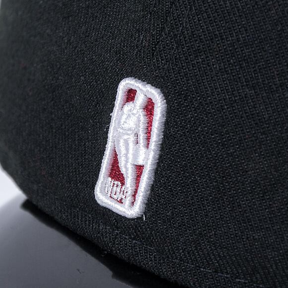 Kšiltovka New Era 59FIFTY NBA Basic Miami Heat Black / Red