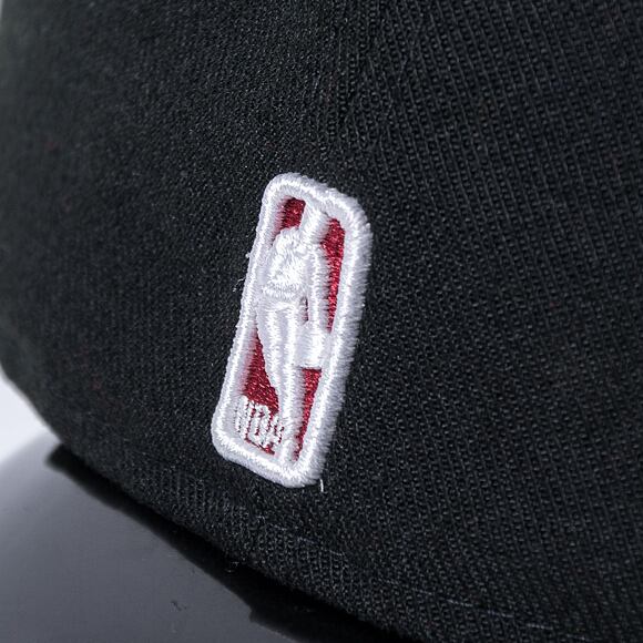 Kšiltovka New Era 59FIFTY NBA Basic Miami Heat - Black / Red