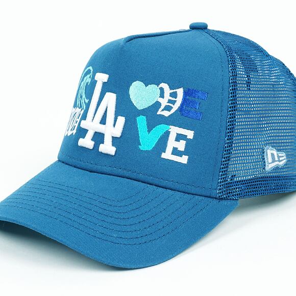 New Era 9FORTY Trucker Mesh LA Dodgers × Under Native "Love Wave"