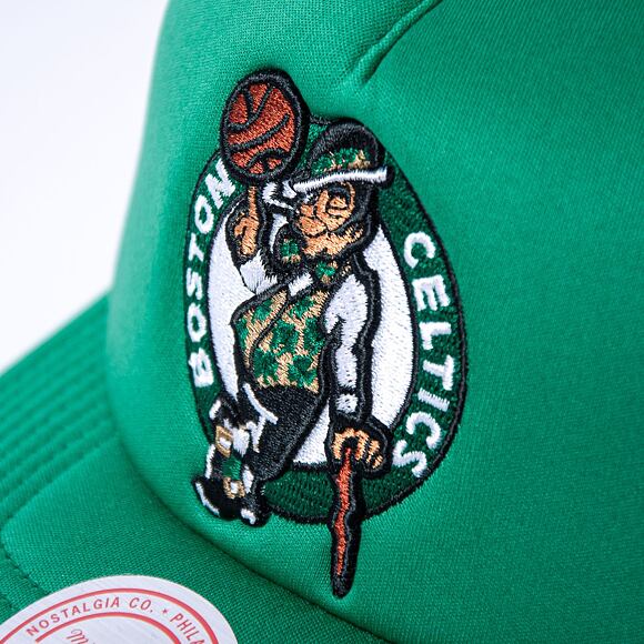 Kšiltovka Mitchell & Ness Off The Backboard Trucker Boston Celtics Green / White