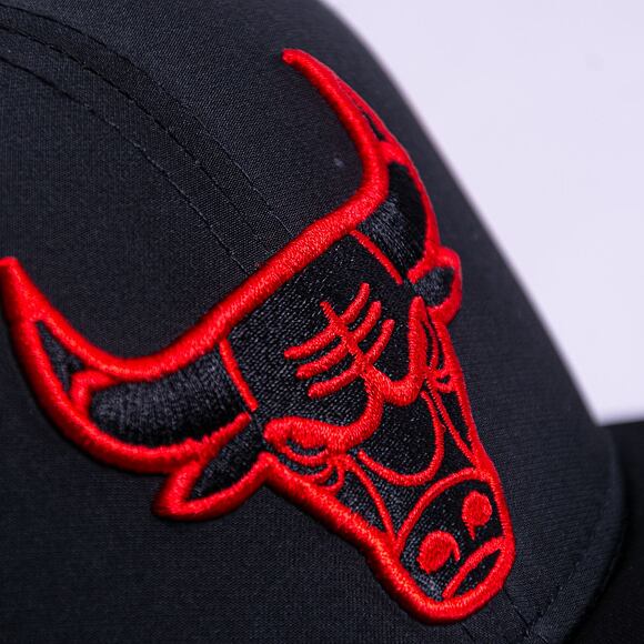Kšiltovka New Era 9FIFTY NBA Neon Pack  Chicago Bulls Black