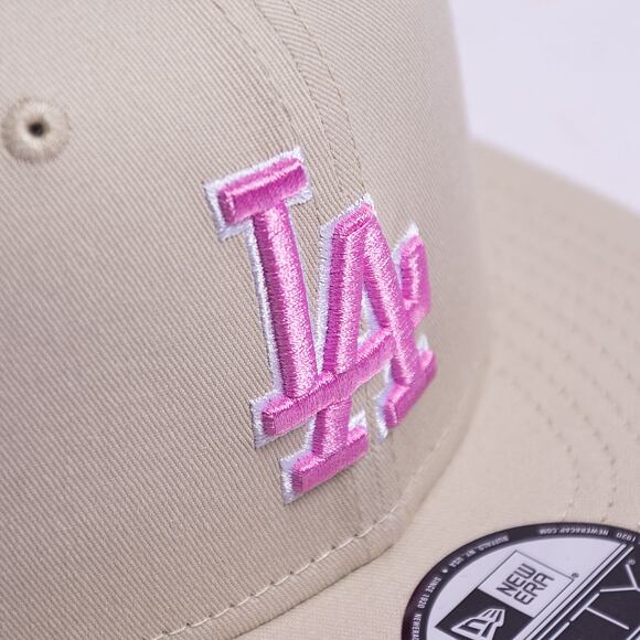 Kšiltovka New Era 9FIFTY MLB Outline Los Angeles Dodgers Stone / Fondant Pink