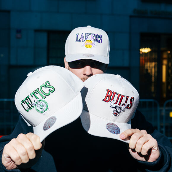 Kšiltovka Mitchell & Ness - NBA Team Name Pro Crown - Chicago Bulls - Bone