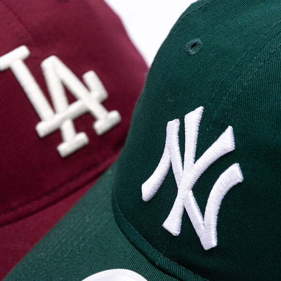 Dámská Kšiltovka New Era - MLB Essential 9TWENTY - NY Yankees - Dark Green / White
