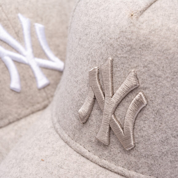 Kšiltovka New Era - MLB Melton Wool 9FORTY A-Frame - NY Yankees - Stone