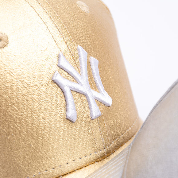 Dámská Kšiltovka New Era - MLB Metallic 9FORTY - NY Yankees - Gold