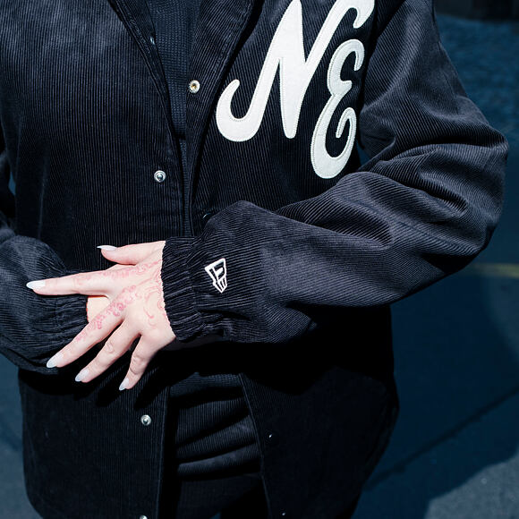 Bunda New Era - Branded Cord Coach Jacket - Black