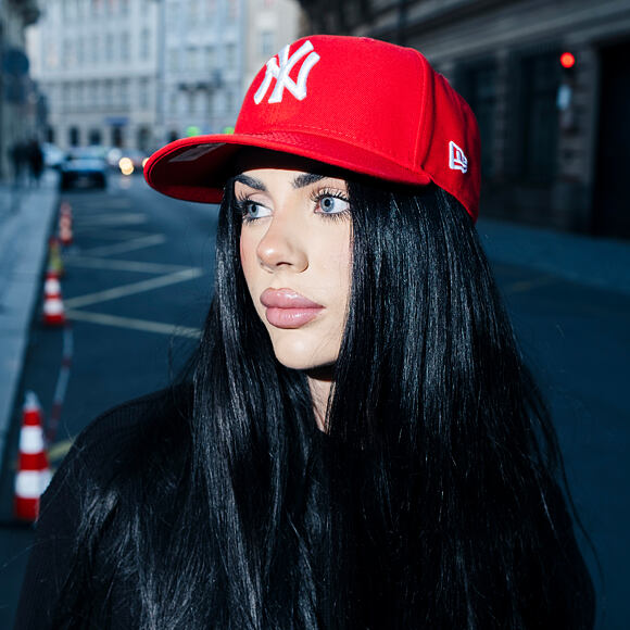 Kšiltovka New Era - MLB Basic 59FIFTY - NY Yankees - Scarlet / White