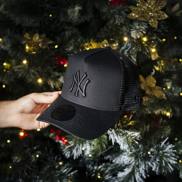 Kšiltovka New Era - MLB Clean Trucker 9FORTY Trucker - NY Yankees - Black