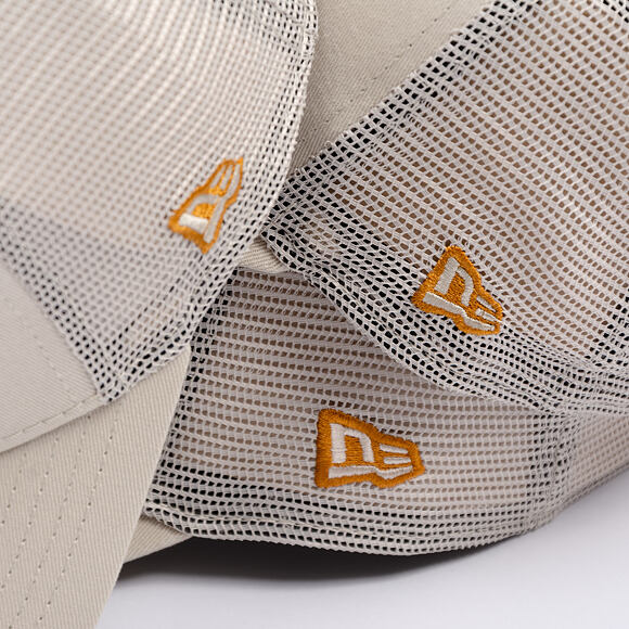 Dětská Kšiltovka New Era - MLB Essential 9FORTY Trucker - NY Yankees - Stone