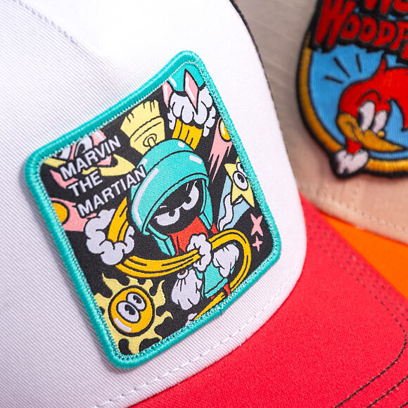 Kšiltovka Capslab - Trucker Looney Tunes - Marvin The Martian - White / Red