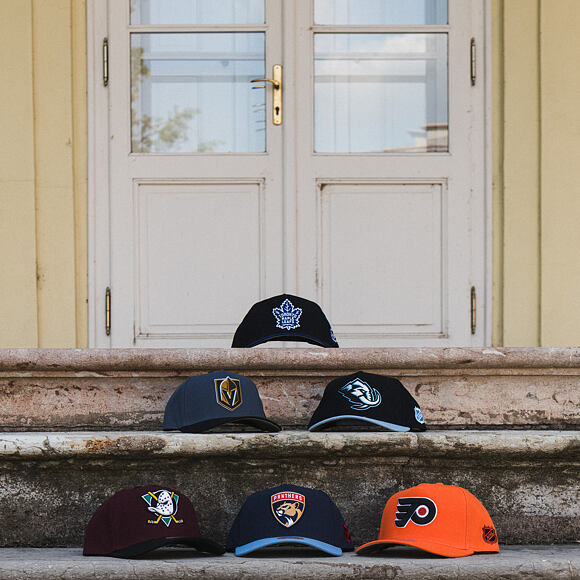 Kšiltovka Mitchell & Ness - Legendary Home - NHL - Vegas Golden Knights - Dark Grey