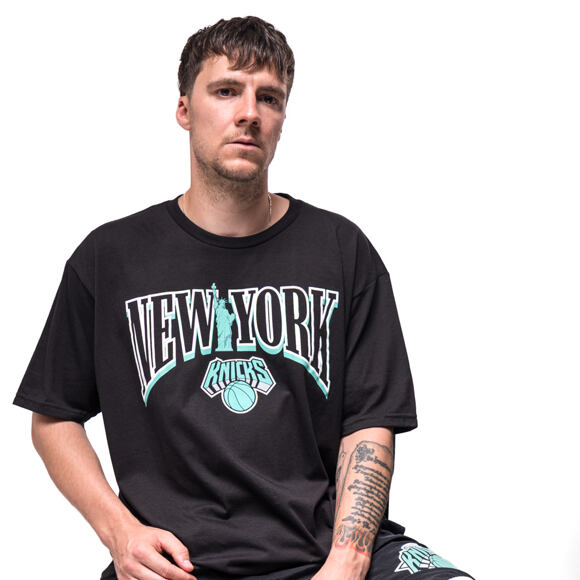 Triko Mitchell & Ness - In The City Wordmark Tee - NBA - New York Knicks -Black