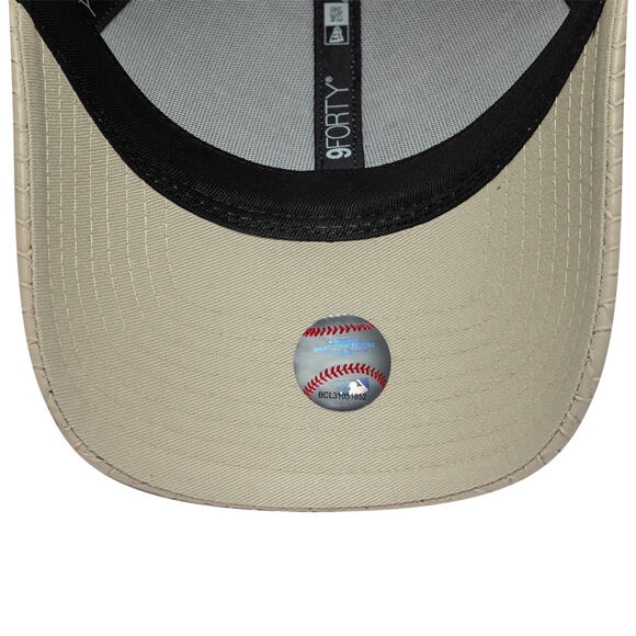 Kšiltovka New Era - MLB Pu Weave 9FORTY - NY Yankees - Stone
