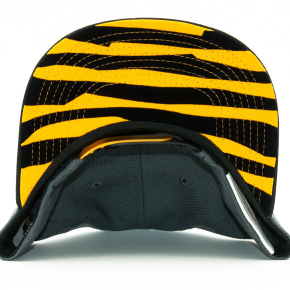 Kšiltovka Mitchell & Ness Team Vivid Boston Bruins Grey Snapback