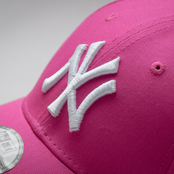 Dětská Kšiltovka New Era 9FORTY League Basic New York Yankees Pink Strapback