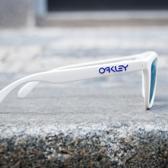 Sluneční Brýle Oakley Frogskins Heritage White OO9013-35