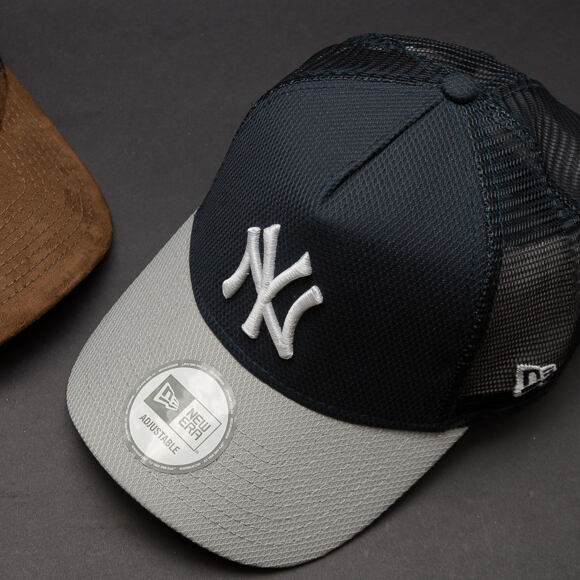 Kšiltovka New Era Auth Diamond Trucker New York Yankees Official Colors Snapback