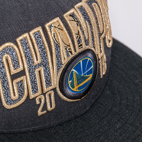 Kšiltovka New Era NBA Champions 2018 LOCKER ROOM Golden State Warriors 9FIFTY Team Color Snapback