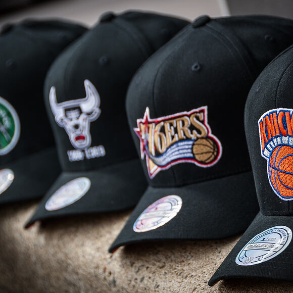Kšiltovka Mitchell & Ness Philadelphia 76ers Hardwood Classic 110