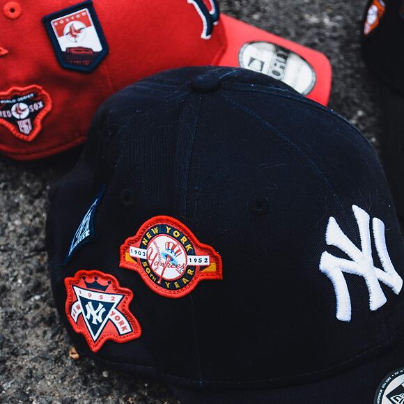 Kšiltovka New Era 9FORTY New York Yankees Cooperstown Patched Navy