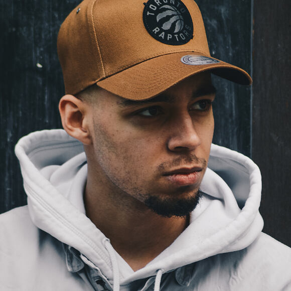 Kšiltovka Mitchell & Ness Toronto Raptors 611 Trek Tan