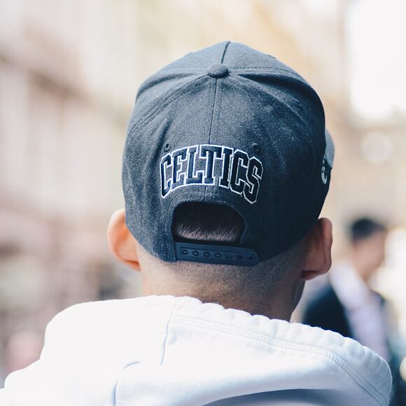 Kšiltovka Mitchell & Ness Boston Celtics 463 Charcoal Eazy 110
