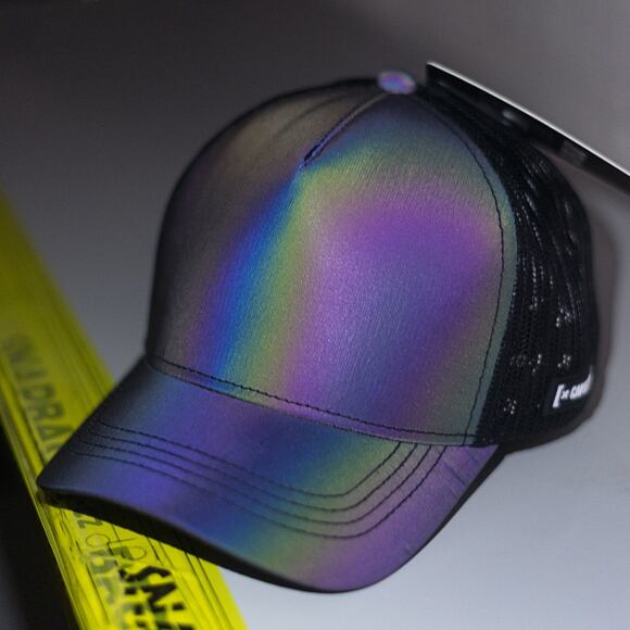Kšiltovka Capslab Trucker Rainbow/Black Reflective