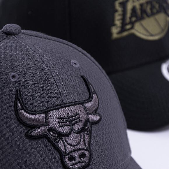 Kšiltovka New Era 9FORTY Tonal Snapback Chicago Bulls Strapback Graphite