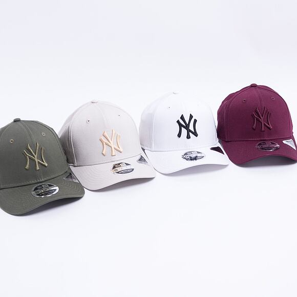 Kšiltovka New Era 9FIFTY Stretch-Snap MLB League Essential New York Yankees Snapback White / Black