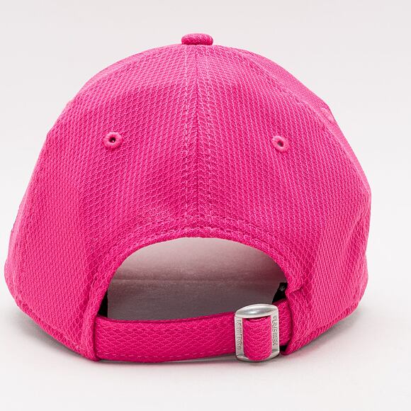 Dámská kšiltovka New Era 9FORTY Diamond Era New York Yankees Strapback Beetroot Purple / Beetroot Pu