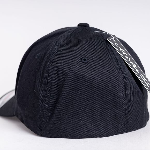 Kšiltovka Urban Classic Compton Flexfit Cap Black