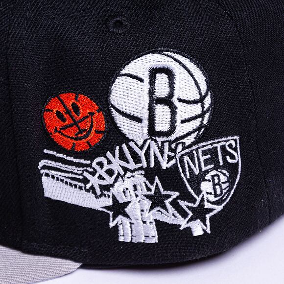 Kšiltovka Mitchell & Ness PATCH OVERLOAD SNAPBACK BROOKLYN NETS Black / Grey